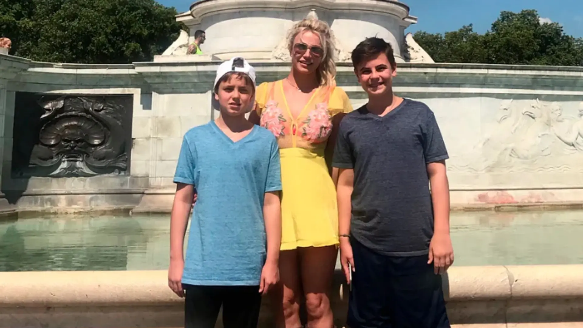 Britney Spears Se Emociona Ao Reencontrar Filhos Ap S Dois Anos