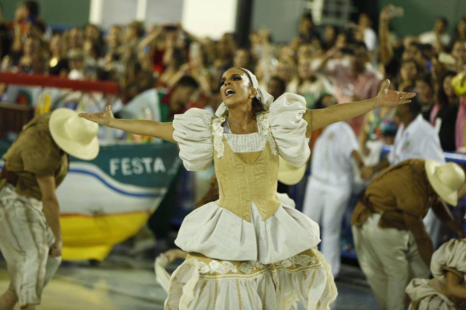 Ivete Sangalo no abre alas da Grande Rio