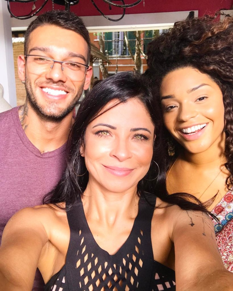 Anna Lima, Lucas Lucco e Juliana Alves