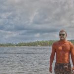 Bruno Gissoni na Praia dos Carneiros, em Pernambuco