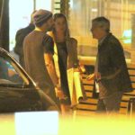 Alinne Moraes seu marido Mauro Lima e Caetano Veloso no Leblon (Thiago Martins: AgNews)