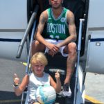 Neymar e David Lucca chegam de jatinho em Barra Grande