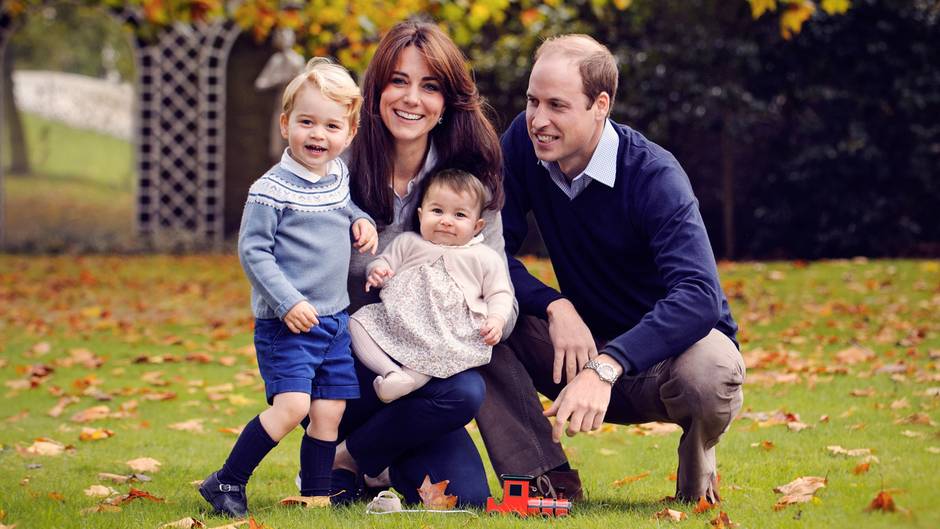 Príncipe George e princesa Charlotte