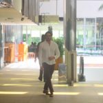 Ricardo Tozzi é flagrado saindo de restaurante japonês no shopping (Daniel Delmiro: AgNews)