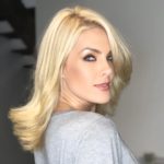 Ana Hickmann deixa os cabelos ainda mais loiros