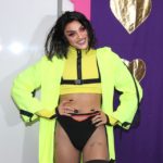 Pabllo Vittar nos bastidores de show no 'Milkshake Festival'