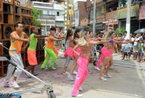 Lexa grava videoclipe de 'Só Depois do Carnaval'