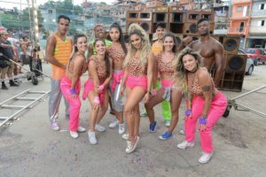 Lexa grava videoclipe de 'Só Depois do Carnaval'