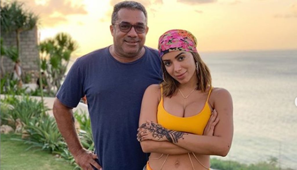 Anitta e seu pai, Mauro