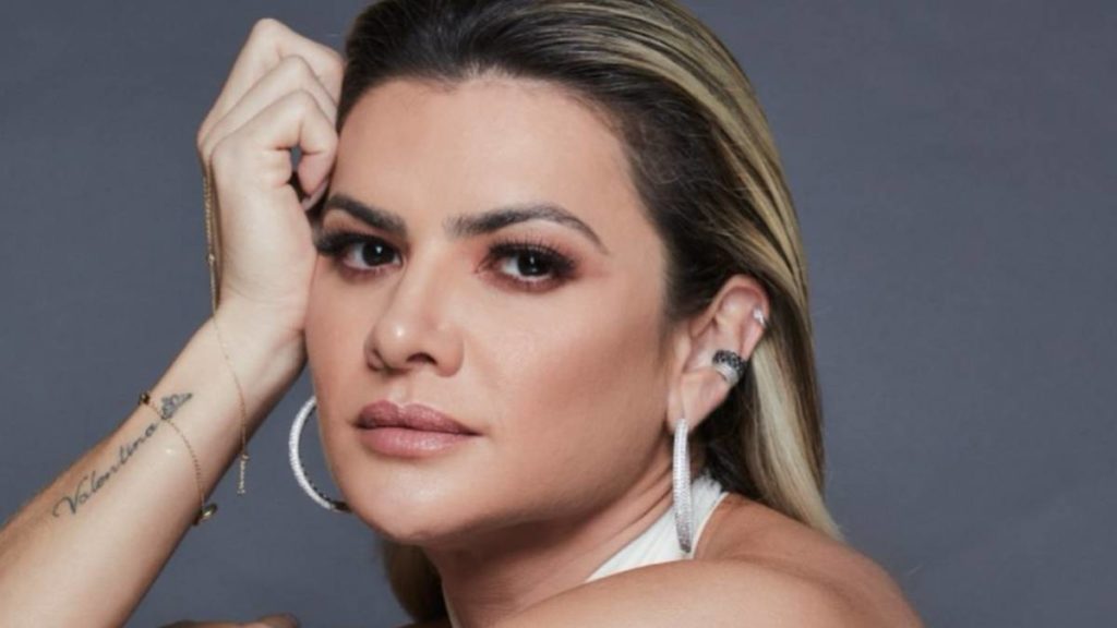 Mirella Santos choca ao exibir foto rara e irreconhecível antes da fama