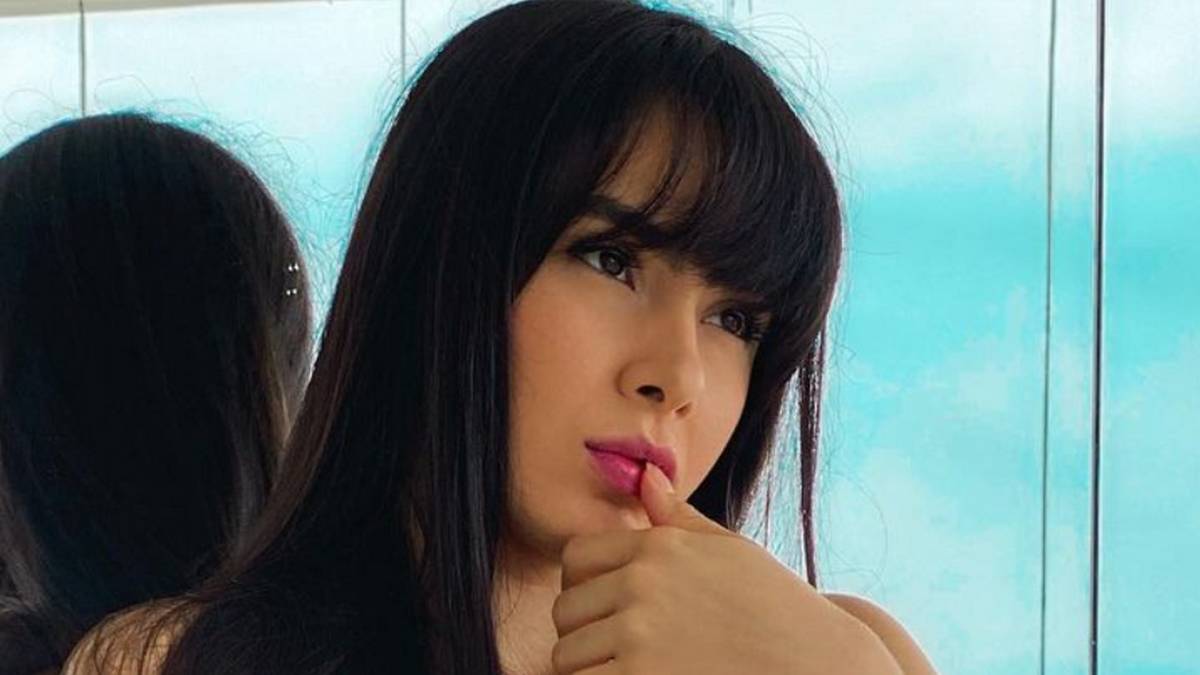 Juliana Caetano sensualiza caracterizada como Mamãe Noel: “Gostosa”