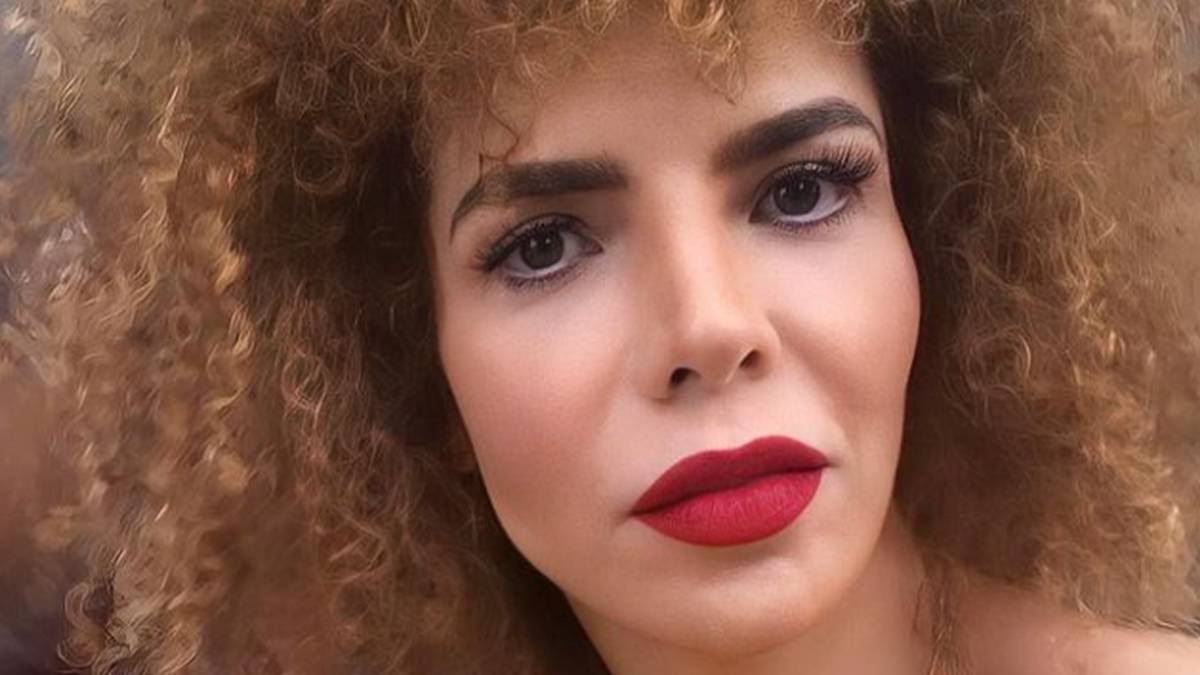 Aos 44 anos, Vanessa da Mata exibe corpão de biquíni em raridade: “Monumento”