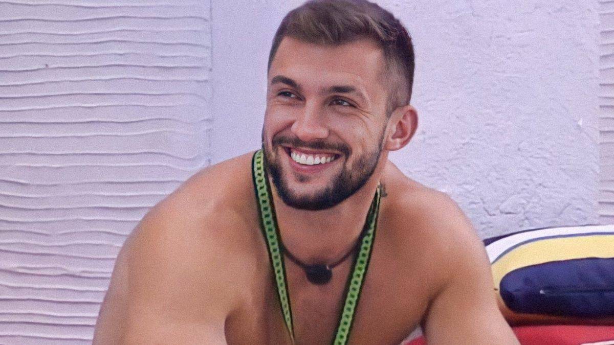 BBB21: Arthur brinca com plano B: “Vou começar a vender foto e vídeo pelado”