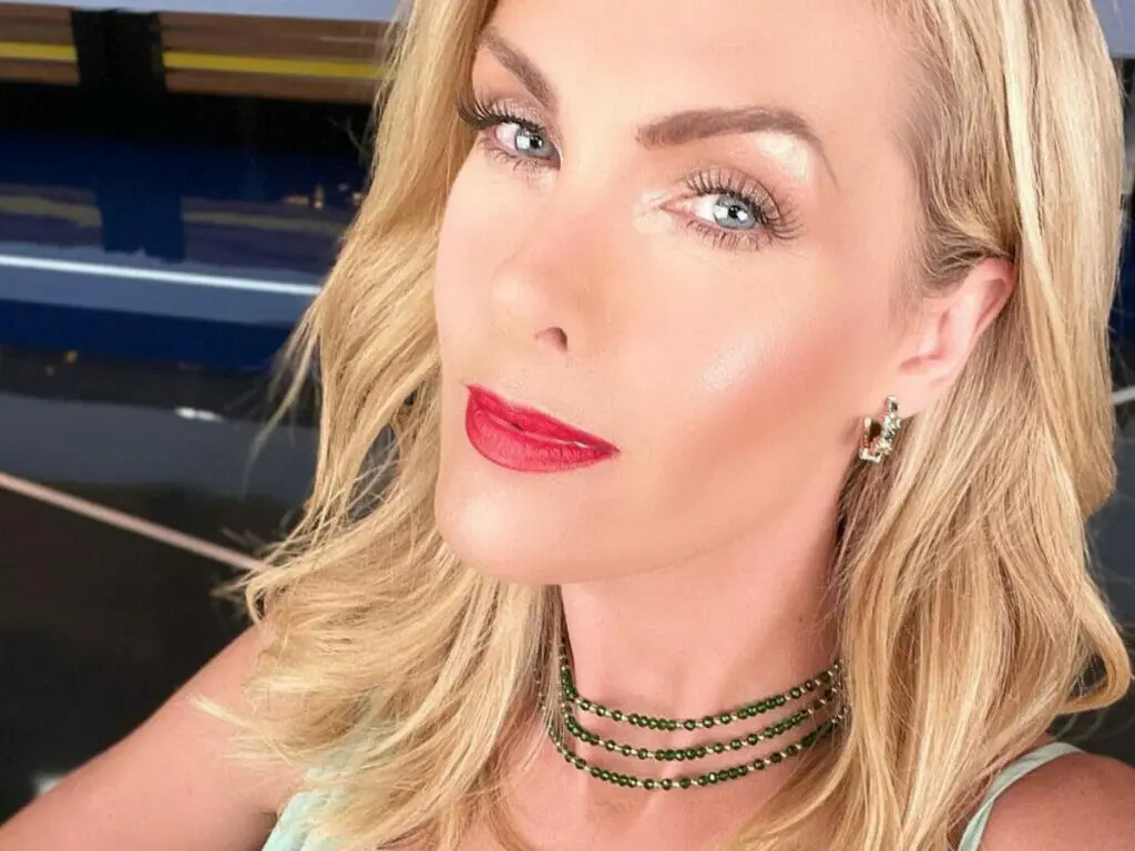 Ana Hickmann