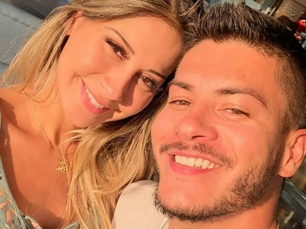 maíra cardi e arthur aguiar