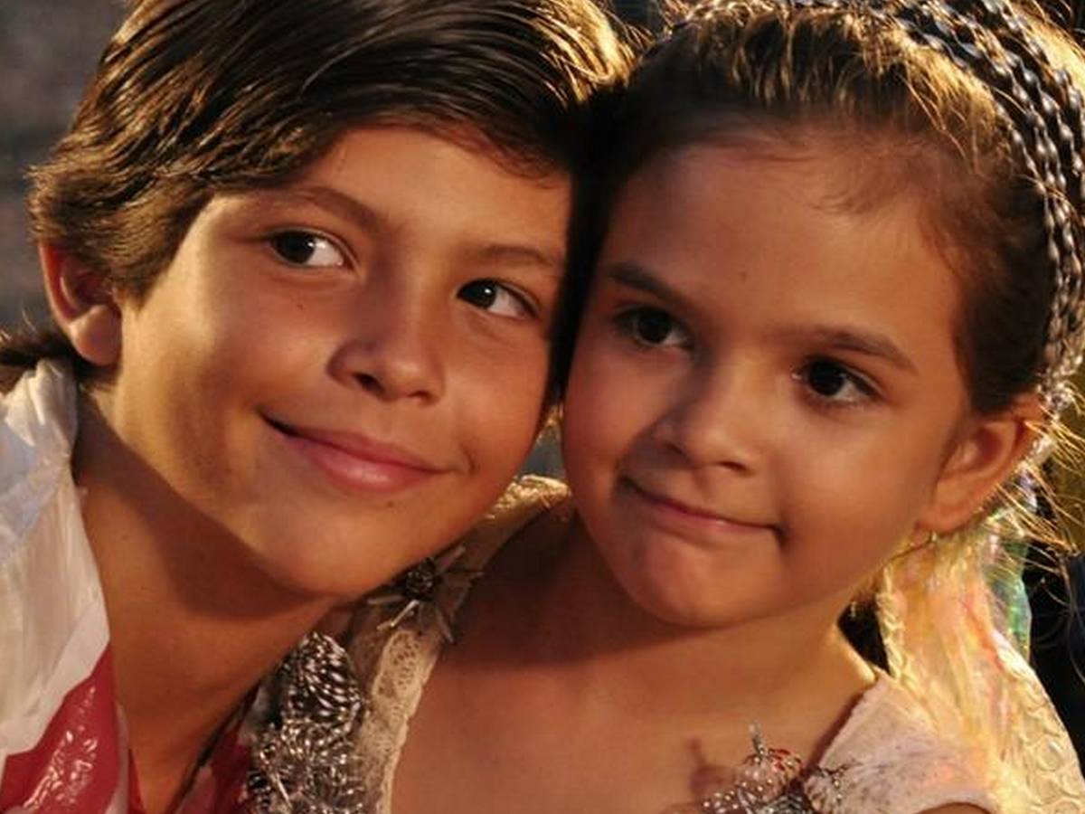 Bernardo Simões e Mel Maia