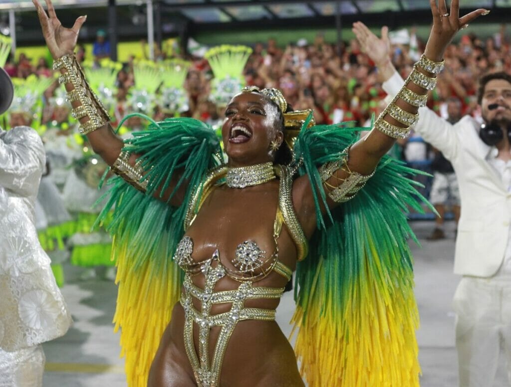 iza carnaval