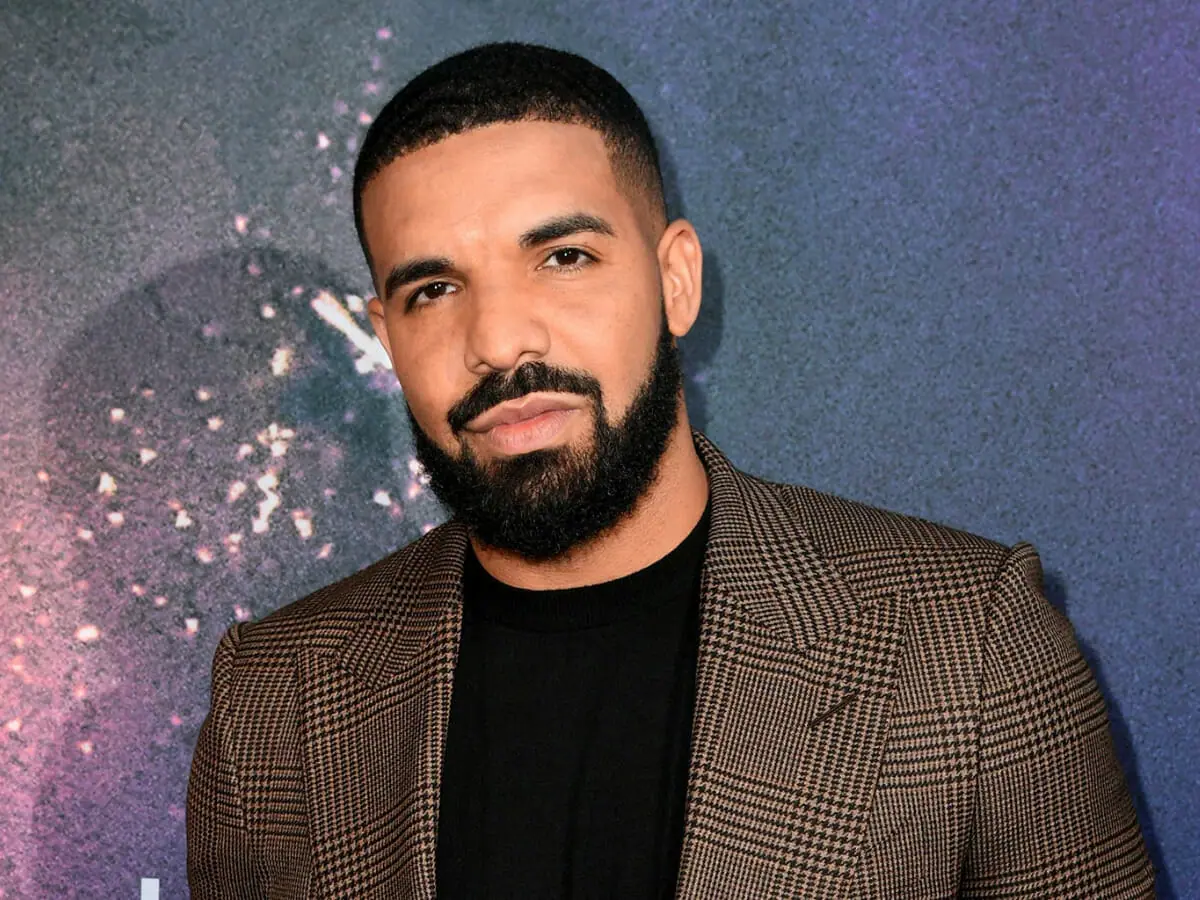 Descubra o que torna Honestly, Nevermind, novo disco de Drake, tão diferente dos outros