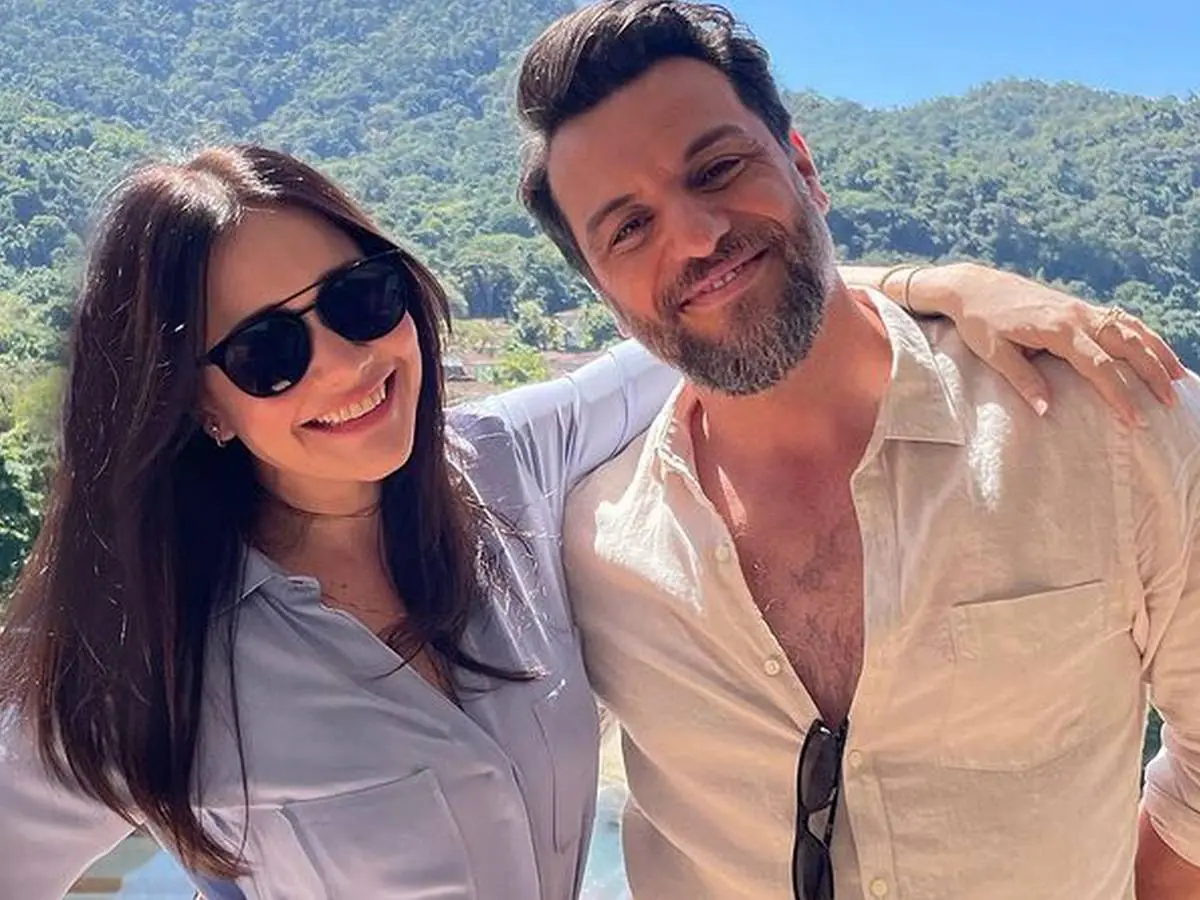 Alessandra Negrini fala sobre romance com Rodrigo Lombardi em nova novela