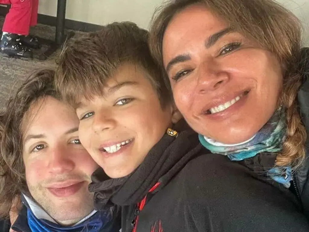 Luciana Gimenez e os filhos, Lucas e Lorenzo