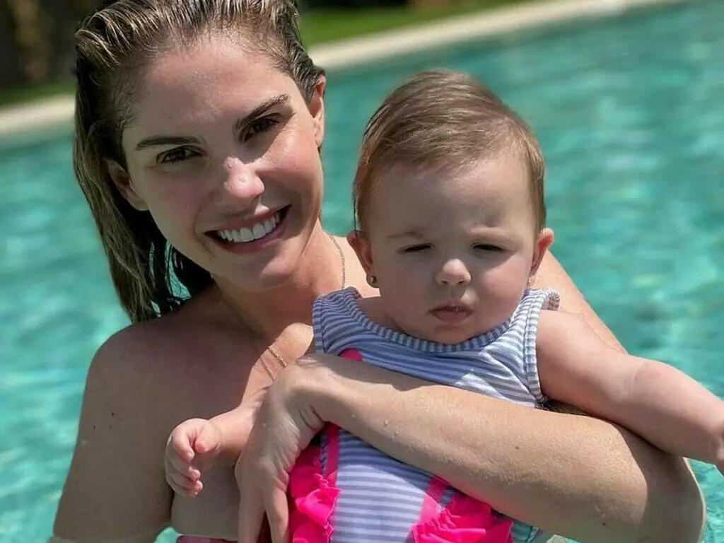 Bárbara Evans e a filha, Ayla