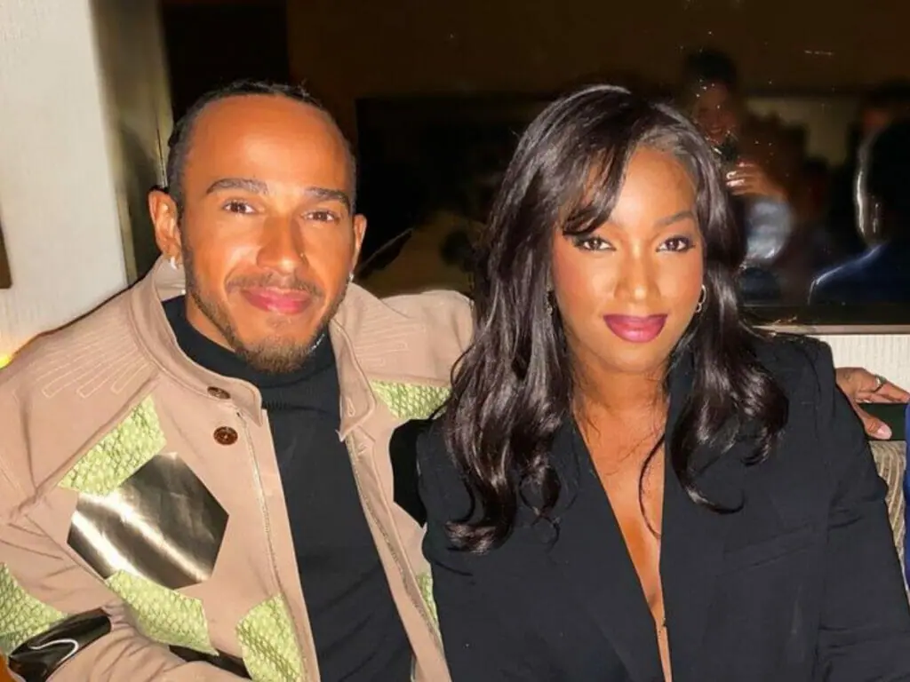 Lewis Hamilton e IZA