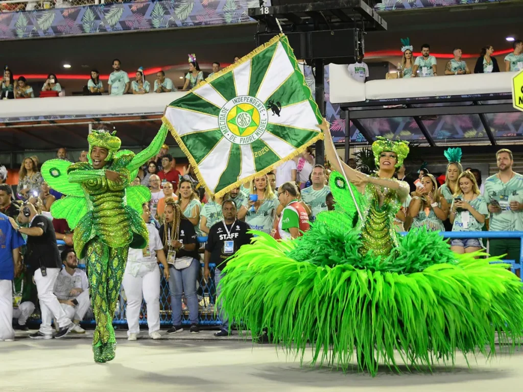 Além da apresentação das agremiações convidadas, o evento conta ainda com: DJ Tartaruga, Luquinhas (Roda de Samba), DJ Rafael Nazaret e Thiago Marçal.