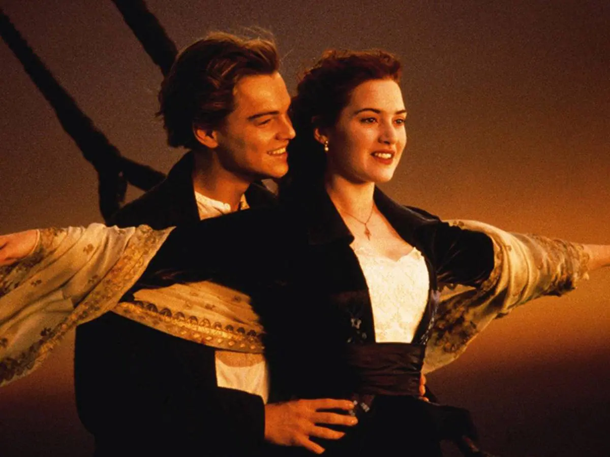 Rose (Kate Winslet) e Jack (Leonardo DiCaprio)