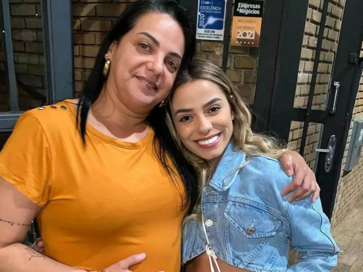 “Todo mundo faz”, dispara mãe de Key Alves após a filha movimentar o edredom no BBB23