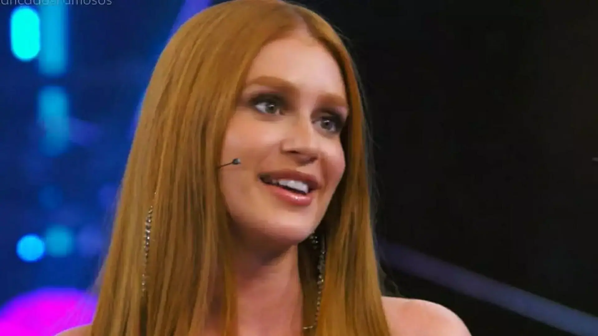 Marina Ruy Barbosa é criticada pela falta de empolgação e look horroroso na TV