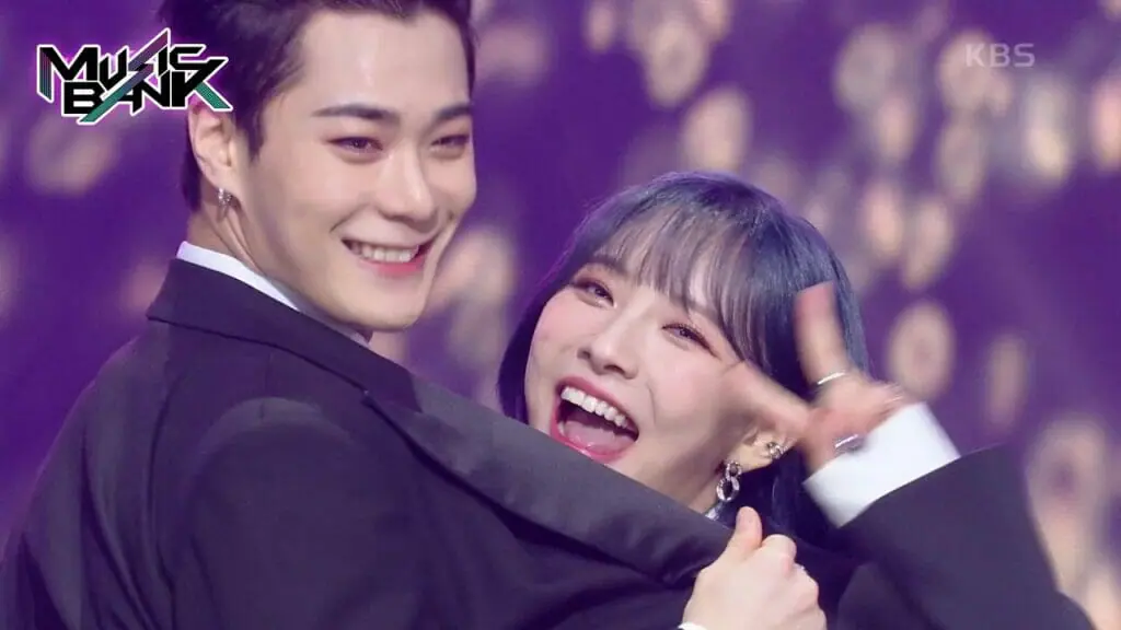 Moonbin e Moon Sua