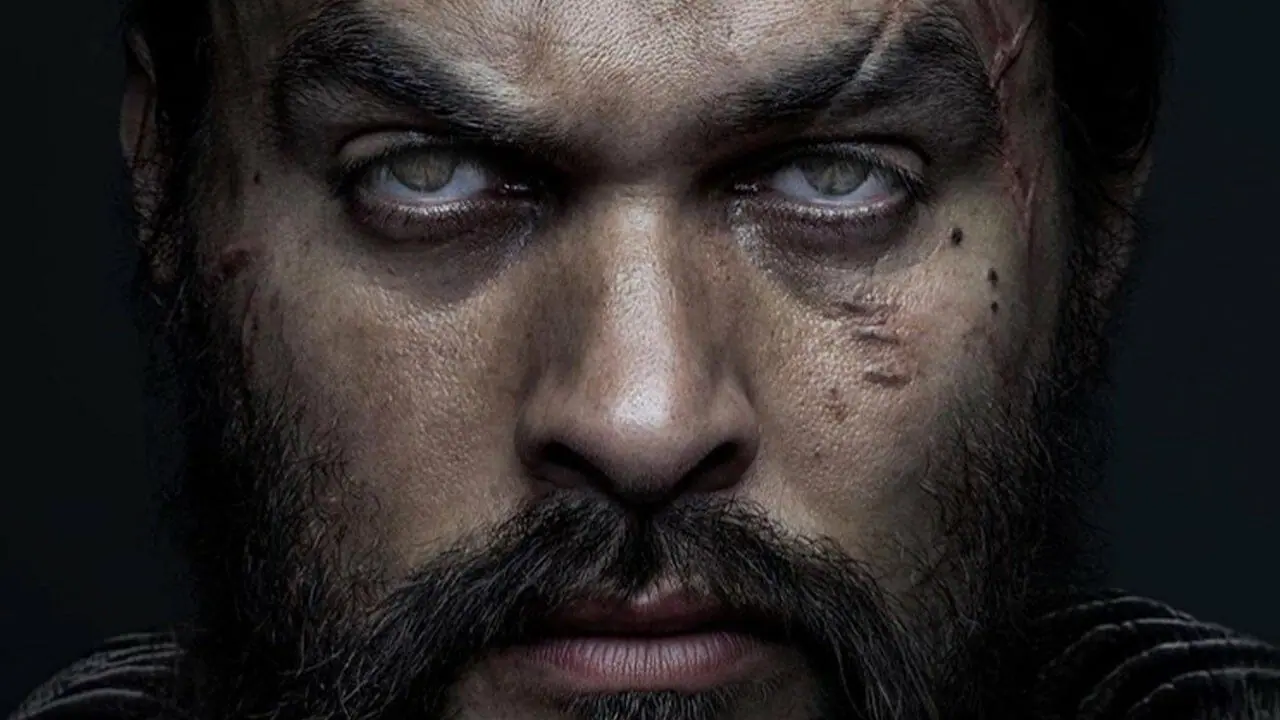 Jason Momoa numa cena de Velozes e Furiosos 10