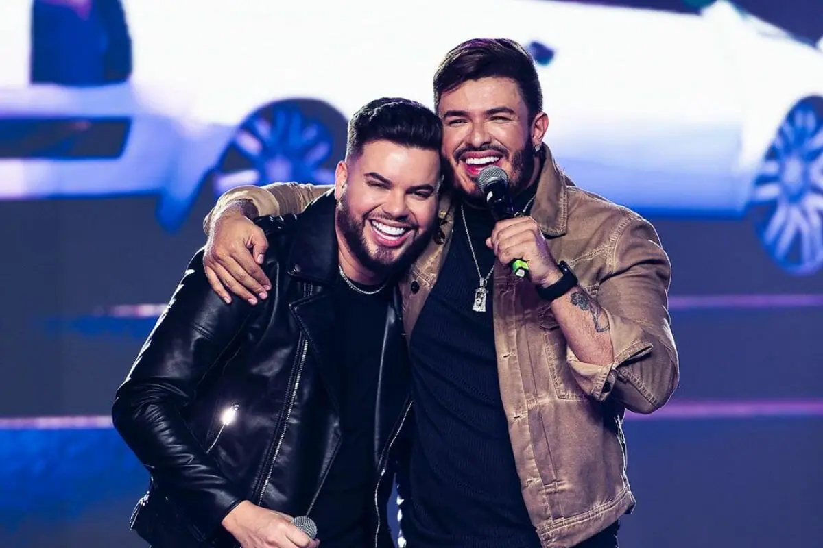 Max e Luan lançam novo single “Ajuda Aí (Amigos da Saveiro)”