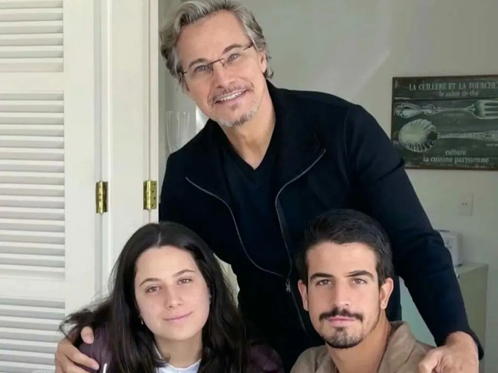 Edson Celulari e os filhos, Sophia e Enzo