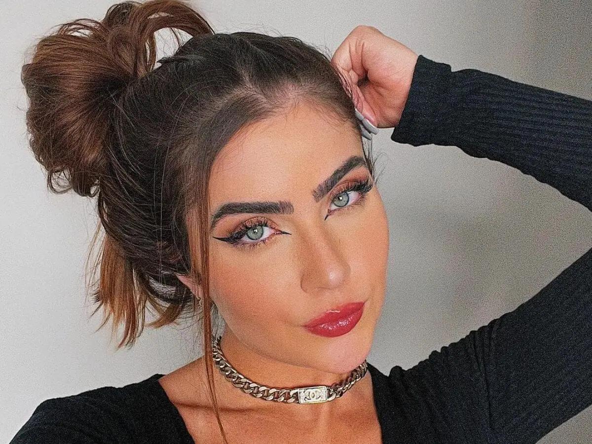 Jade Picon expõe decisão de colocar silicone