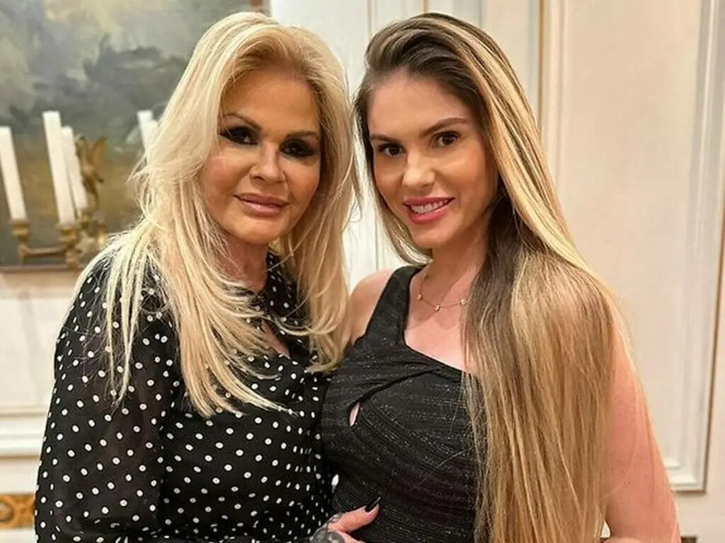 Monique e Bárbara Evans