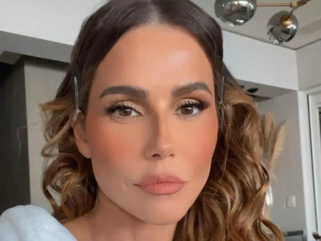 Deborah Secco