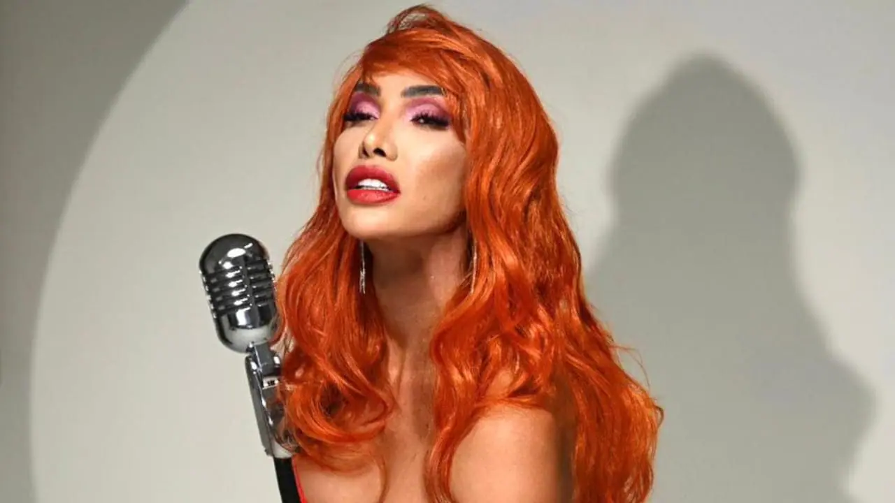 Influenciadora e apresentadora Jessica Barros se inspira em look de Jessica Rabbit para o Halloween