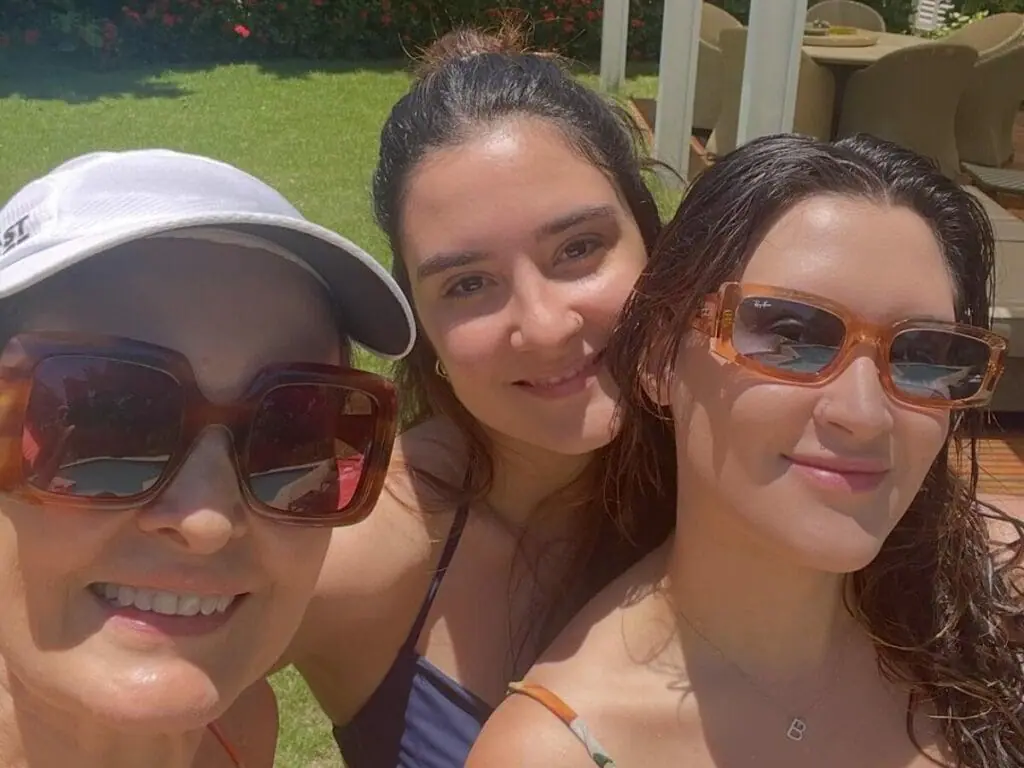 Fátima Bernardes com as filhas, Laura e Bia Bonemer