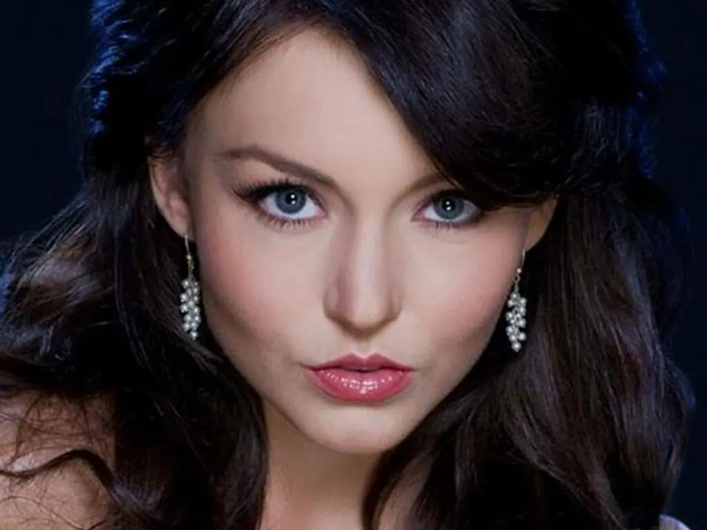 Angelique Boyer