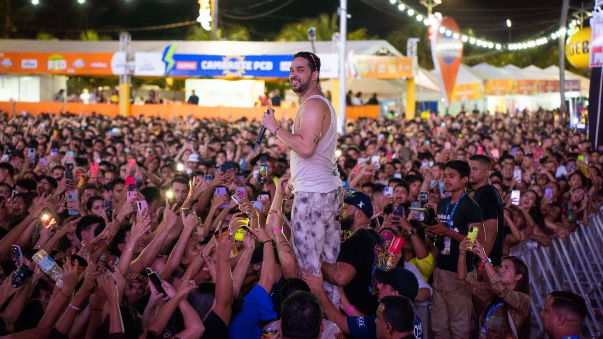 Henry Freitas agitou o festival Verão Massayó