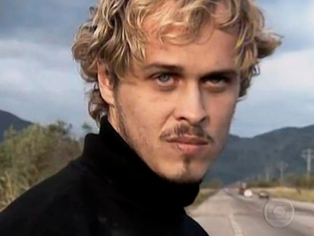 Guilherme Fontes como Alexandre