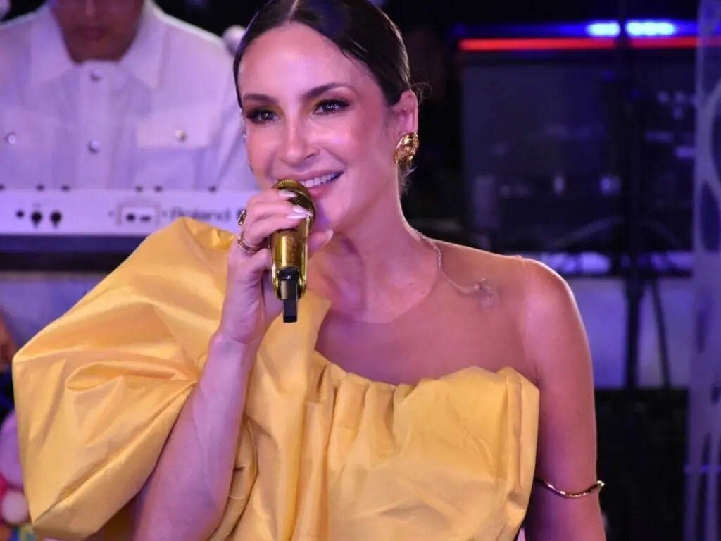 Após polêmica sobre Iemanjá, Claudia Leitte é homenageada por cantor famoso