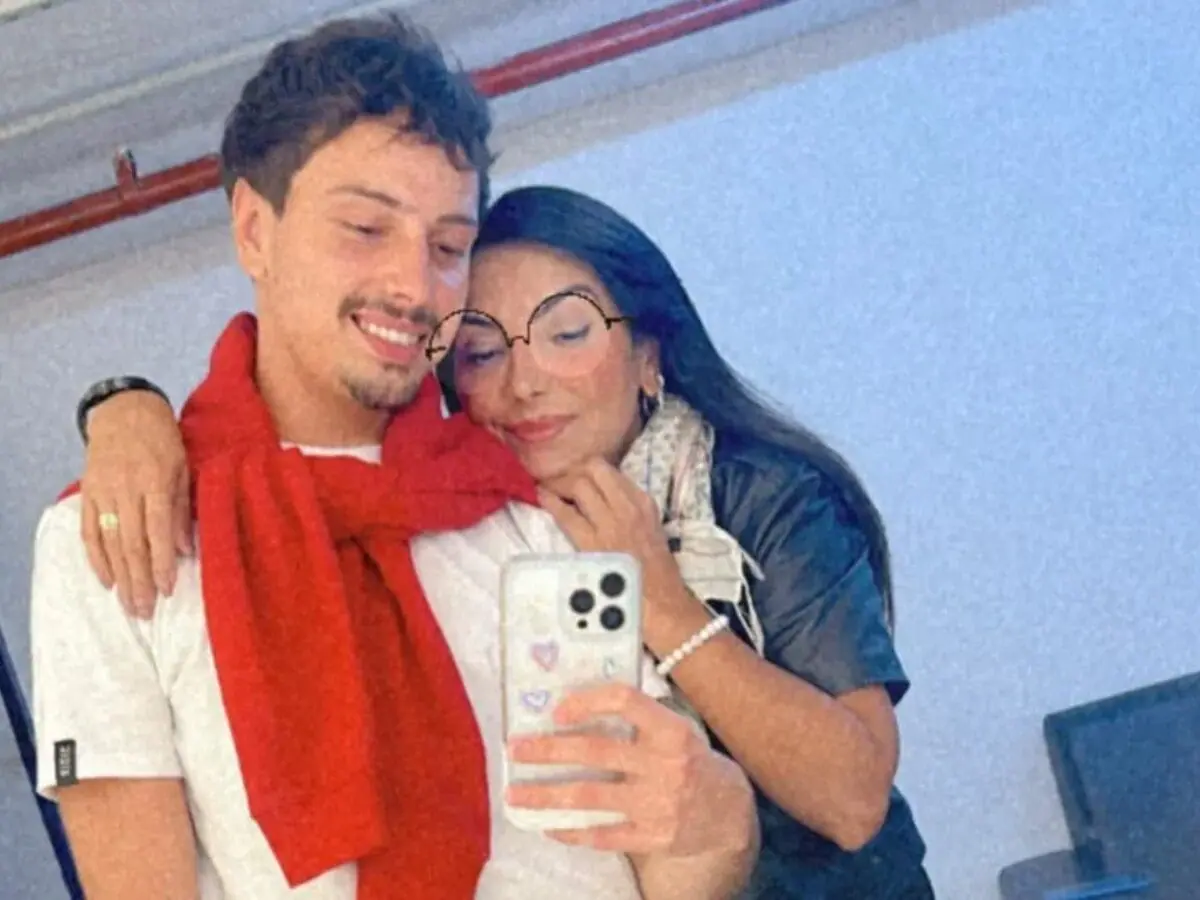 Após rumor de que internou filho drag queen para “cura gay”, cantora gospel surge em nova foto