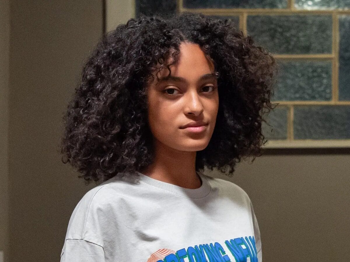 Lívia Silva é Teca em Renascer