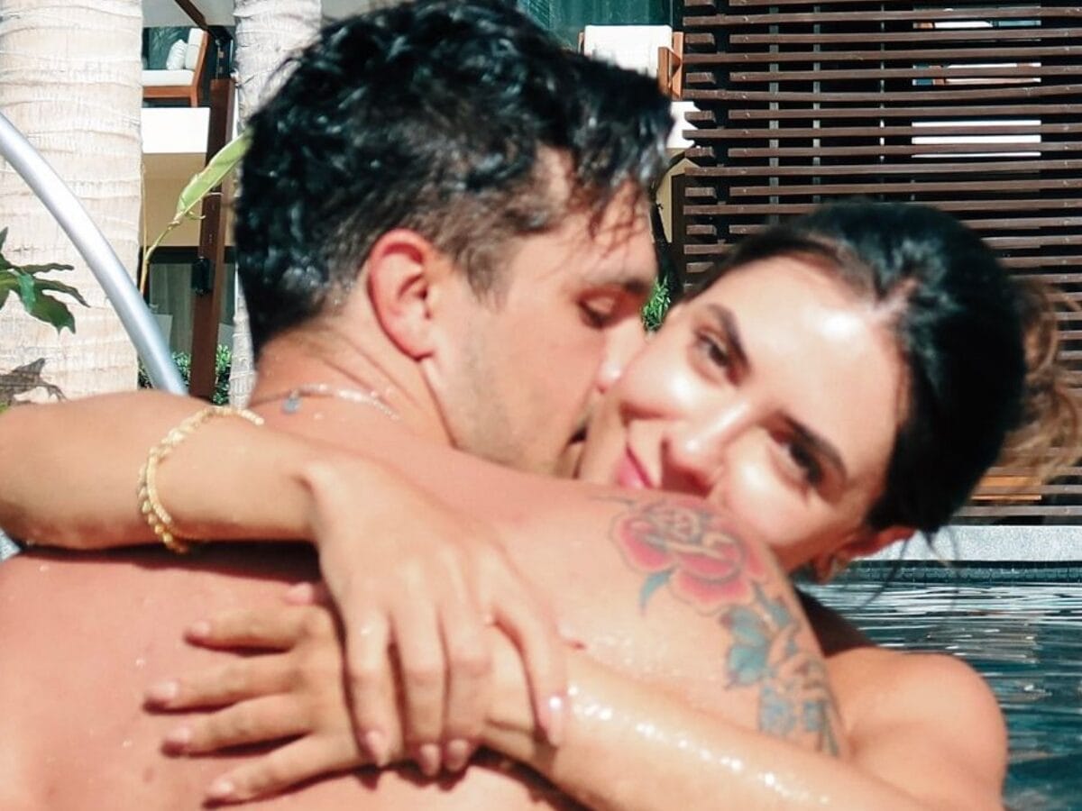 Luan Santana e Jade Magalhães anunciam sexo do bebê em vídeo fofo na web