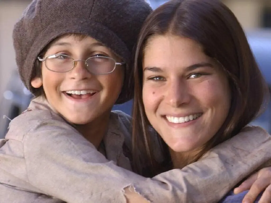 Terê (David Lucas) e Serena (Priscila Fantin) em "Alma Gêmea"