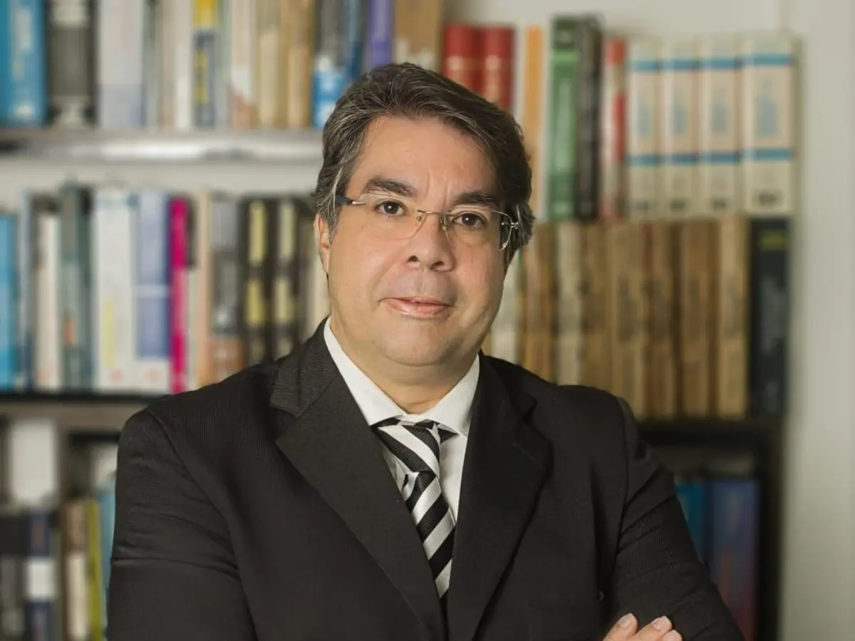 Dr. Rafael Fernandes