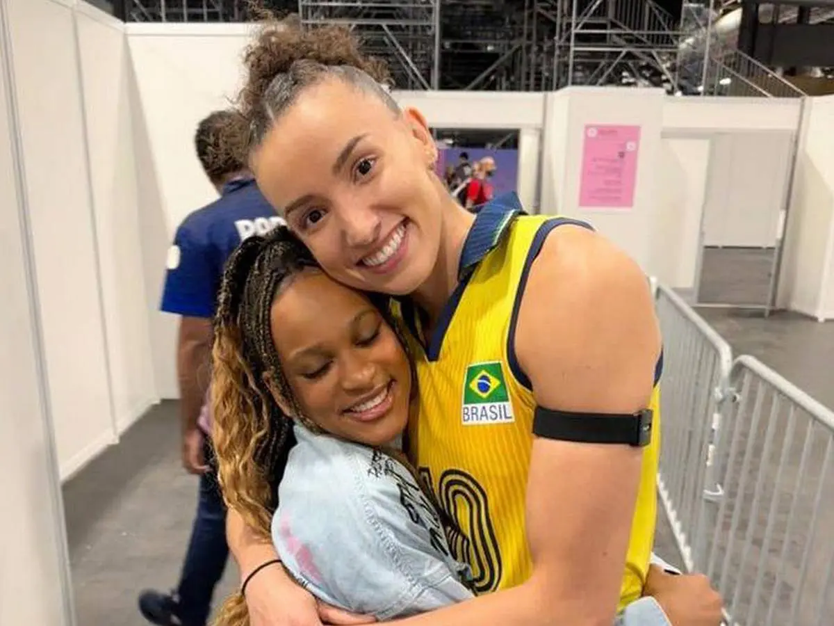 Rebeca Andrade e Gabi Guimarães