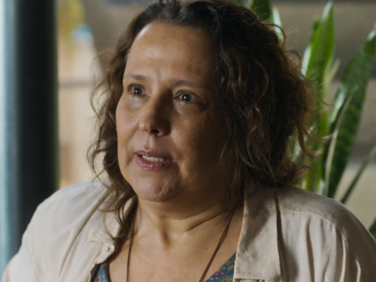 Ana Beatriz Nogueira como Moema